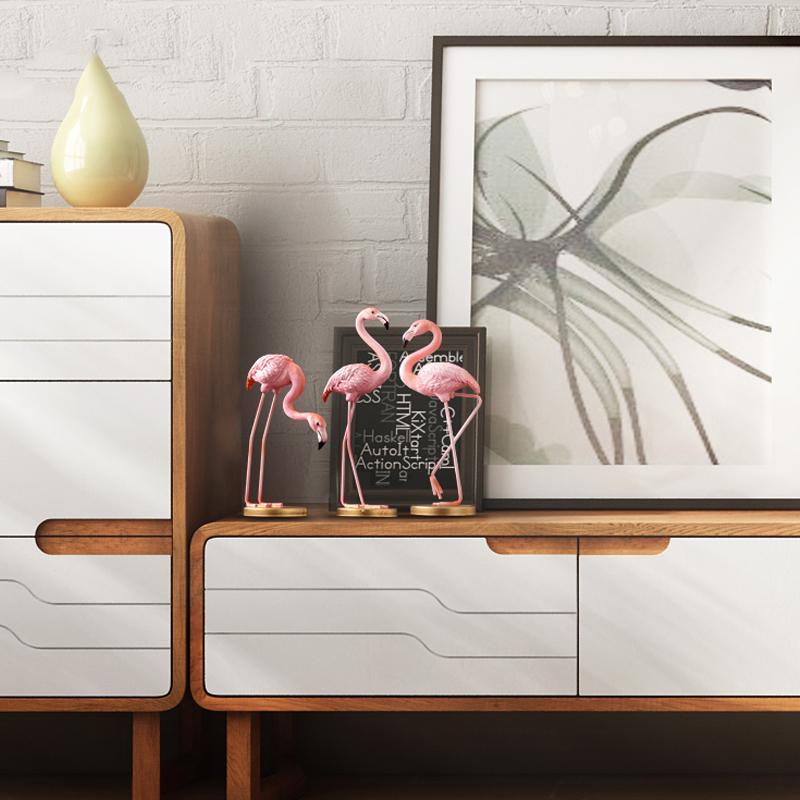 Decoration: A Set Of Three Flamingo Decoration